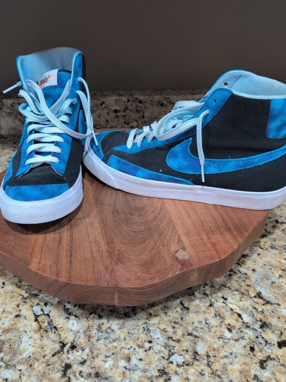 Nike CUSTOMIZED Blazer Mid, Like New